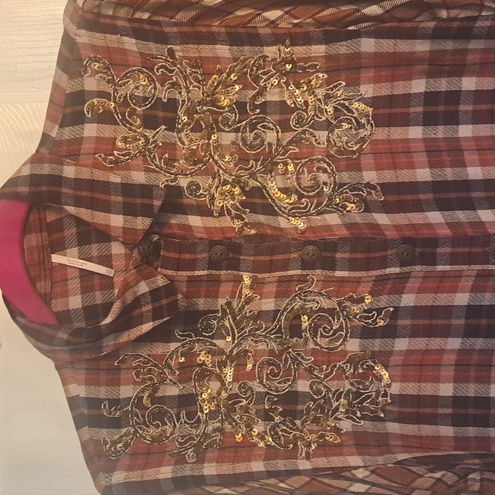 FREE PEOPLE long sleeved brown plaid blouse. Size XS,  100% rayon